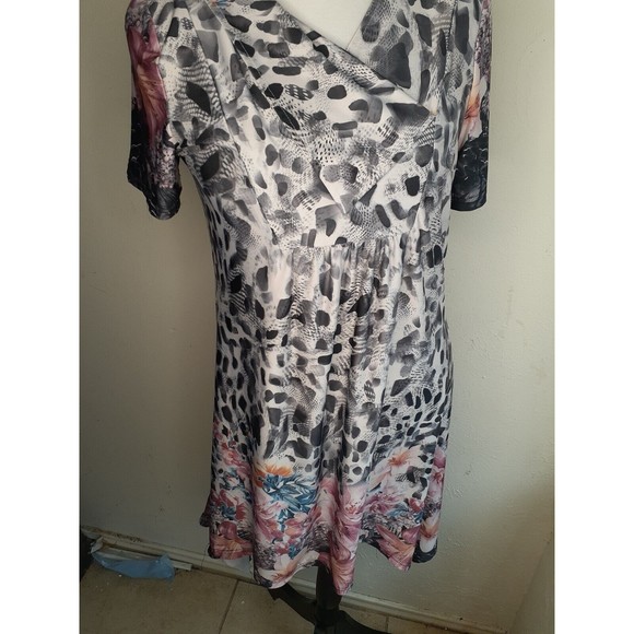 Simply Aster Tunic Top High Low Dress M Short Sleeves Pink Floral Leopard Print - Picture 6 of 8